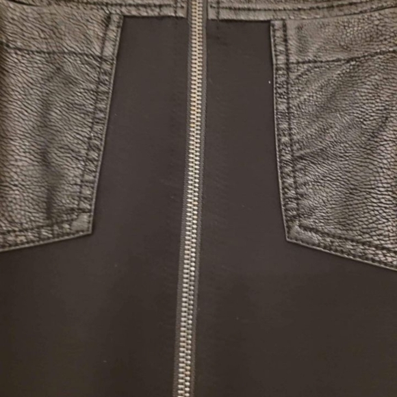 GUESS Long Skirt - Picture 2 of 6